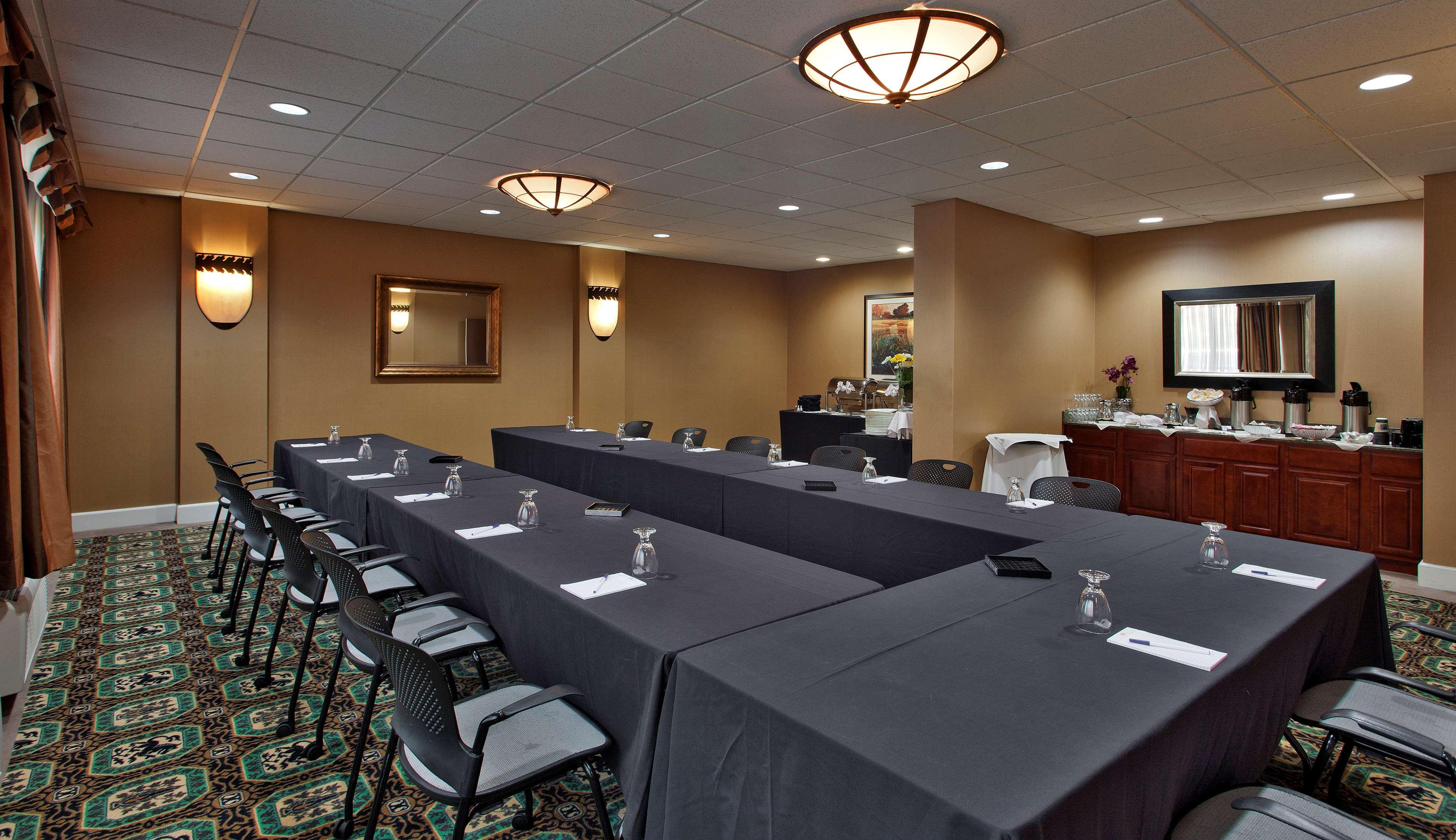 The Rockville Hotel, A Ramada By Wyndham Esterno foto